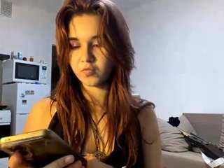 janethjubic webcam model stream image