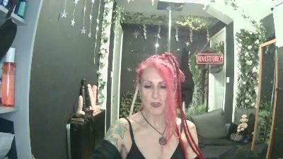 SkySparks webcam model stream image