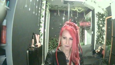 SkySparks webcam model stream image