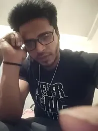 Rounakthakur webcam model stream image