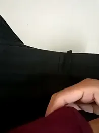 IDreamCum webcam model stream image