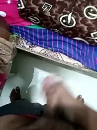 IDreamCum webcam model stream image