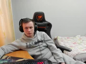 iliaskrislove webcam chaturbate model stream image