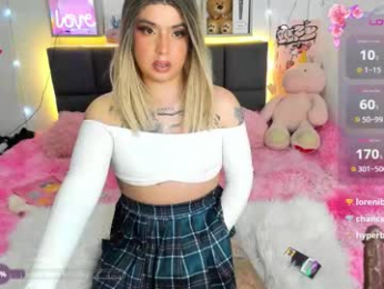 dannia_13 webcam model stream image