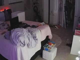 voyeurcam-house-charleys-room webcam model stream image