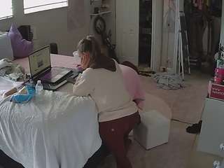 voyeurcam-house-charleys-room webcam model stream image