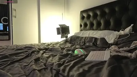 SophieTrner webcam model stream image
