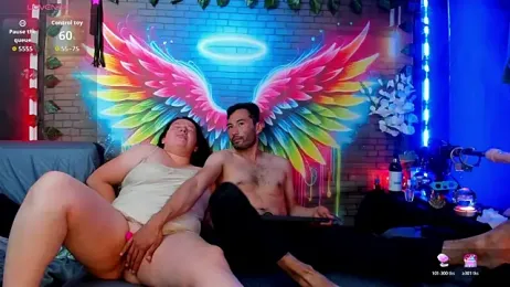 VELVET-UNION webcam model stream image