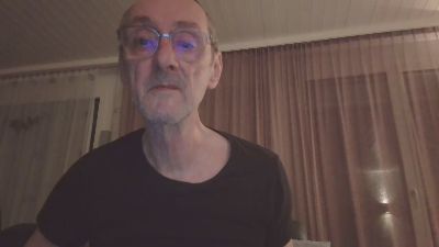 devold_hot webcam model stream image