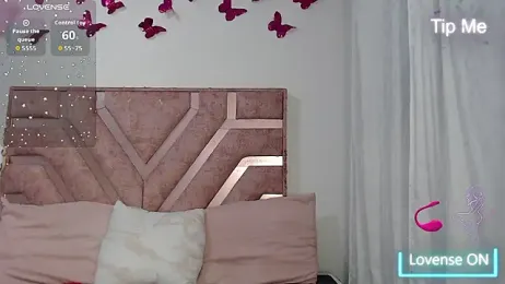 Roxy-Fox_ webcam model stream image