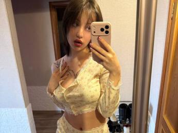 AlexaSparkle webcam model stream image