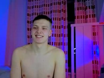 yrshela webcam model stream image