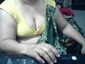 Indianbhabhimilf40 webcam model stream image