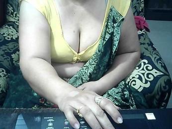 Indianbhabhimilf40 webcam model stream image