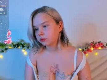 large_ocean webcam model stream image