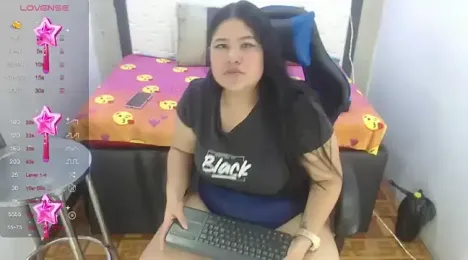 evelin_zaens webcam stripchat model stream image