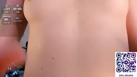 Ice_Strawberry webcam model stream image