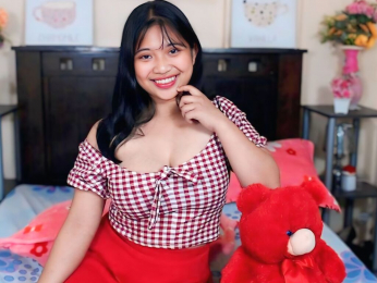 SophiaCharms webcam model stream image