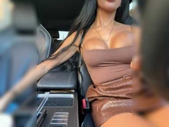LuxeMia1 webcam bongacams model stream image