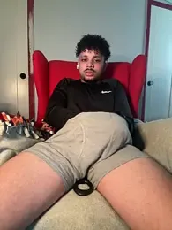 Troybaby0182 webcam model stream image