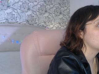 Eliza Golden webcam model stream image