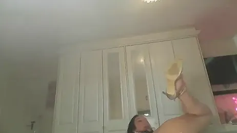 Kinky-CarlaXX webcam model stream image