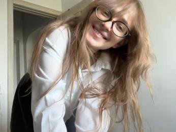 EmiliaWeber webcam model stream image