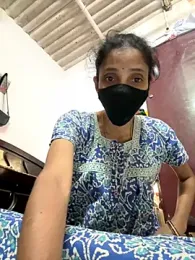 sweetreddy-02 webcam model stream image