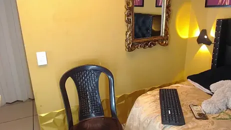 luckk_ webcam model stream image