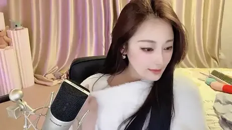 Daisy-77 webcam model stream image