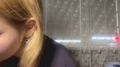 IonaMathena webcam model stream image