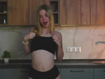 hanky_moon webcam chaturbate model stream image