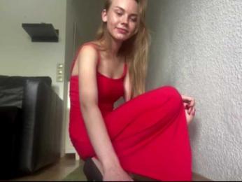 SunStrike webcam bongacams model stream image