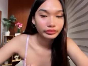 yoursluttyashxx webcam model stream image