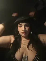 rosenrrot webcam model stream image