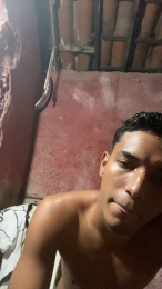 Pauzudo18vini webcam model stream image