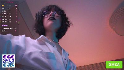 IrisChick webcam model stream image