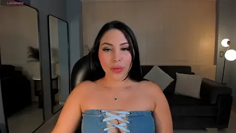 MiaRoberts1 webcam model stream image