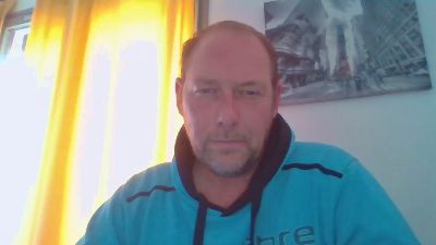 gentleman235 webcam cam4 model stream image