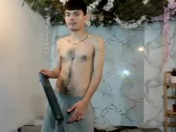 nahomi_hot2002 webcam model stream image