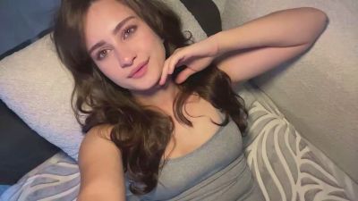 LilliOgden webcam model stream image