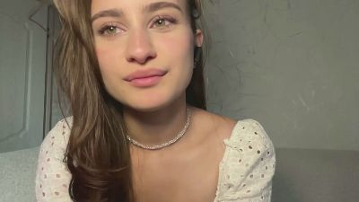 LilliOgden webcam model stream image