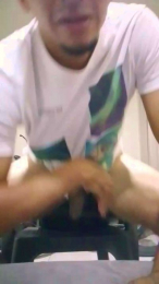 Deresullivan webcam model stream image