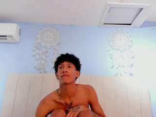 adam-walker90 webcam camsoda model stream image