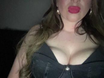 Djelina940 webcam model stream image