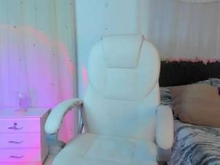 juliietta-jones webcam model stream image