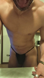 Gil_Hot_ webcam model stream image