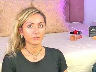 lunitadiva webcam model stream image