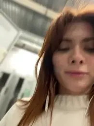 Assole webcam model stream image