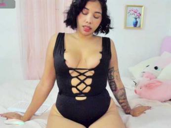 LucyMartelli webcam model stream image